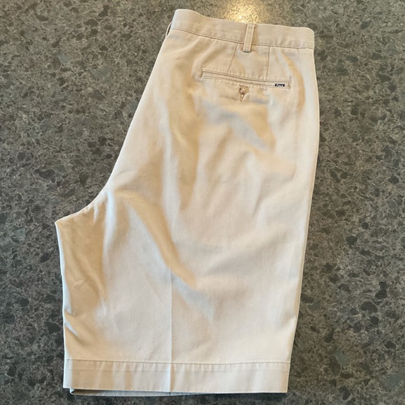 Polo Ralph Lauren Khaki Shorts, Size 42T - Picture 1 of 7